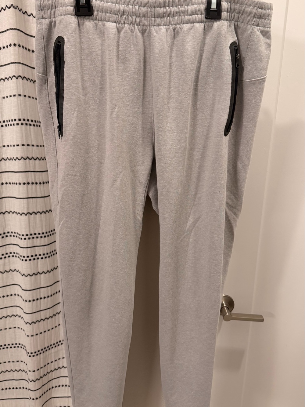 Old Navy Light Gray Men's Knit Joggers with Zipper Pockets